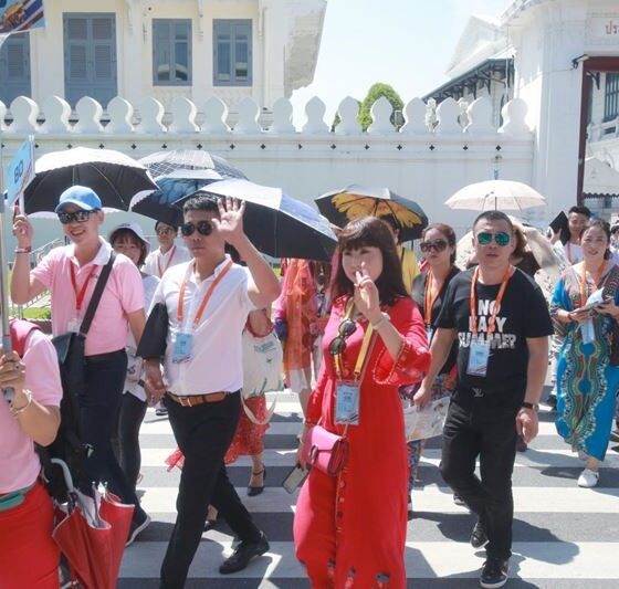 Китайские туристы возвращаются