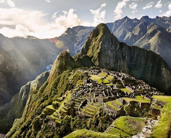 Туристы в Перу не могут попасть в Мачу-Пикчу