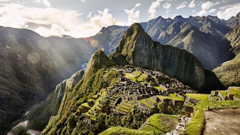 Туристы в Перу не могут попасть в Мачу-Пикчу